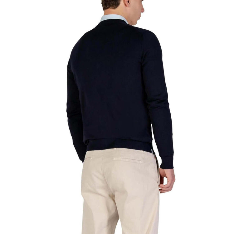 Yos Hombre Cárdigans en azul con cuello en V y cierre de botones, ideal para otoño e invierno.